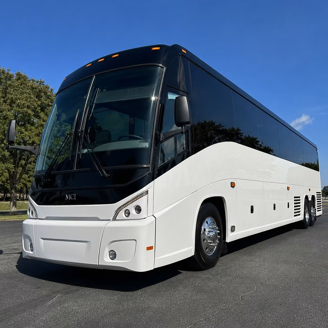 charter bus rentals for murfreesboro weddings