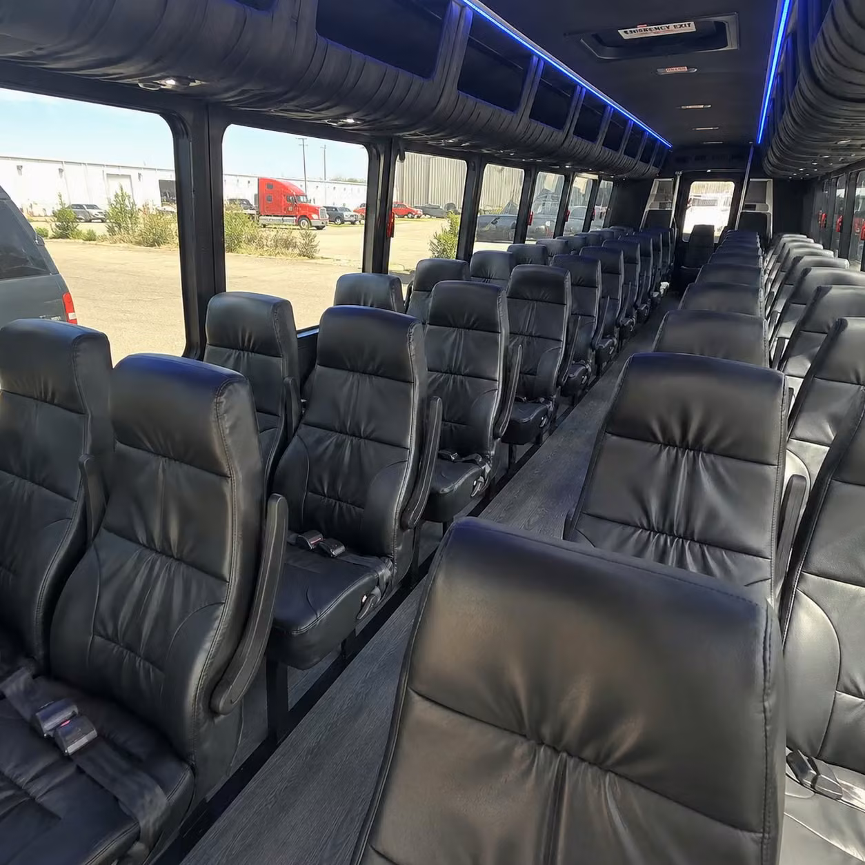 murfreesboro 30 passenger minibus rental