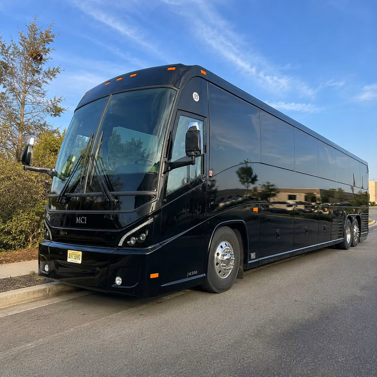 need charter buses for mtsu events rotc programs or academic government partnerships