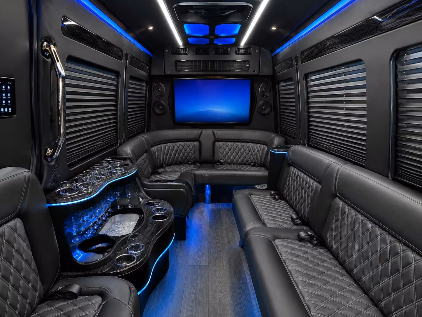 you can count on field trip transportation for university and college campus visits from murfreesboro